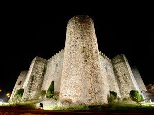 ? EL CASTILLO DEL CONDESTABLE DÁVALOS LUCE EN TODO SU ESPLENDOR ? 5 IMG 20201123 WA0039 Web del Ayuntamiento de Arenas de San Pedro
