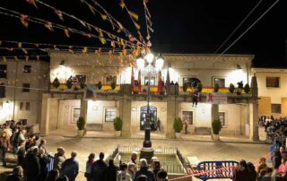 Fuegos artificiales, traca y subida del Pilarete a la torre de la iglesia como fin de fiestas 2025 9 568275494 1143925564533637 5739384708748107657 n Web del Ayuntamiento de Arenas de San Pedro