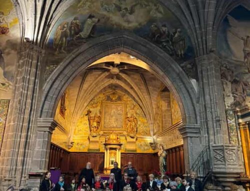 Los coros y la orquesta de la EMM Luigi Boccherini emocionaron al público en su tradicional concierto «Cantemos a la Navidad»